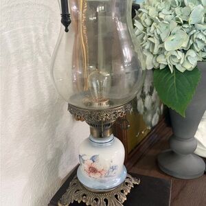 Vintage Floral Glass Lamp